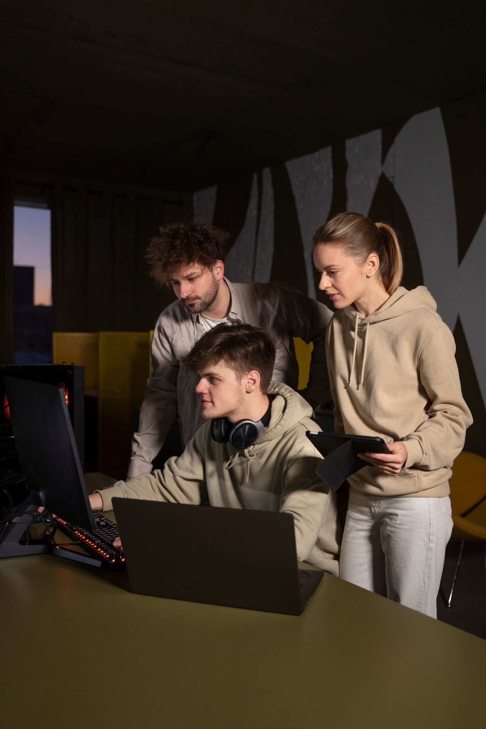 Adshare-online-webdesing-team Adshare-online-webdesing-team
